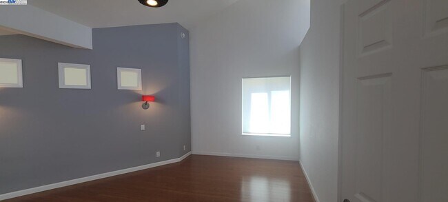 Building Photo - 1489 Trimingham Dr