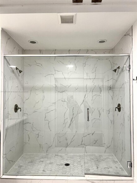 Building Photo - 4536 S Aqua Bella Ln