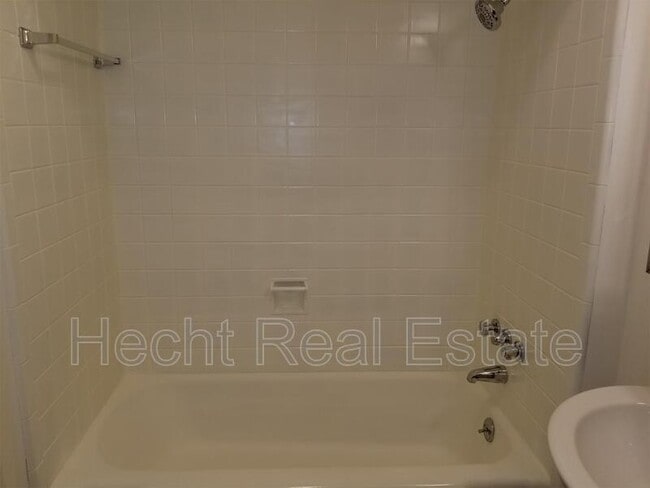 Building Photo - 6234 Flint Rock Dr