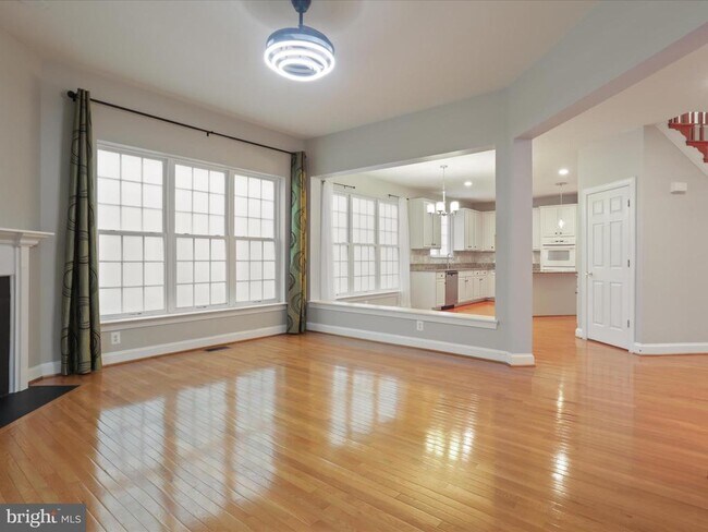 Building Photo - 5638 Kertscher Terrace