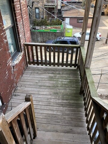 Building Photo - 2121 N Sheffield Ave