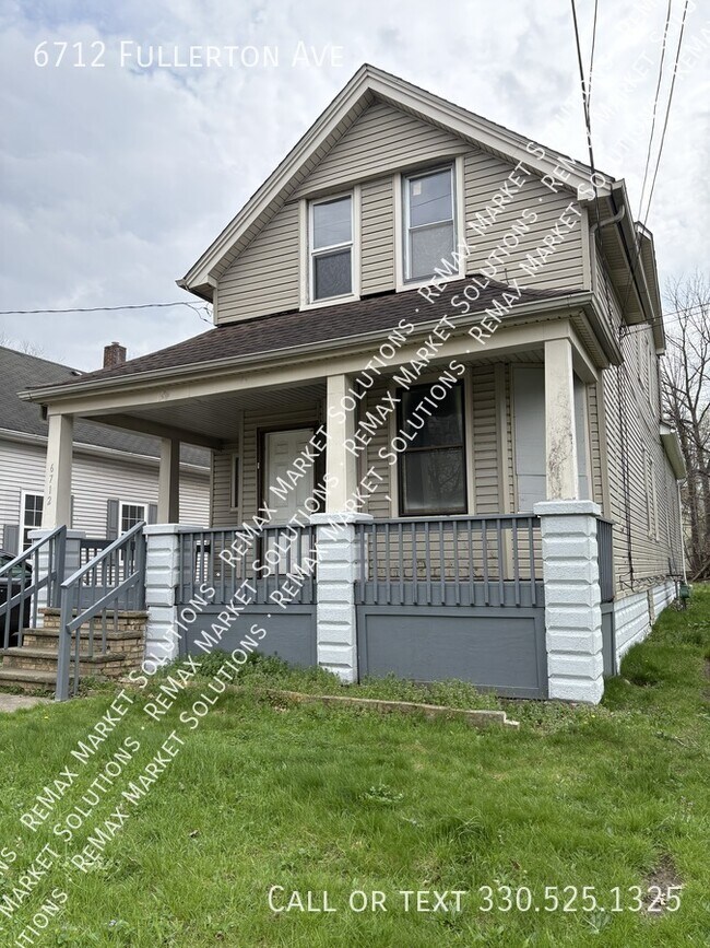 Building Photo - 6712 Fullerton Ave