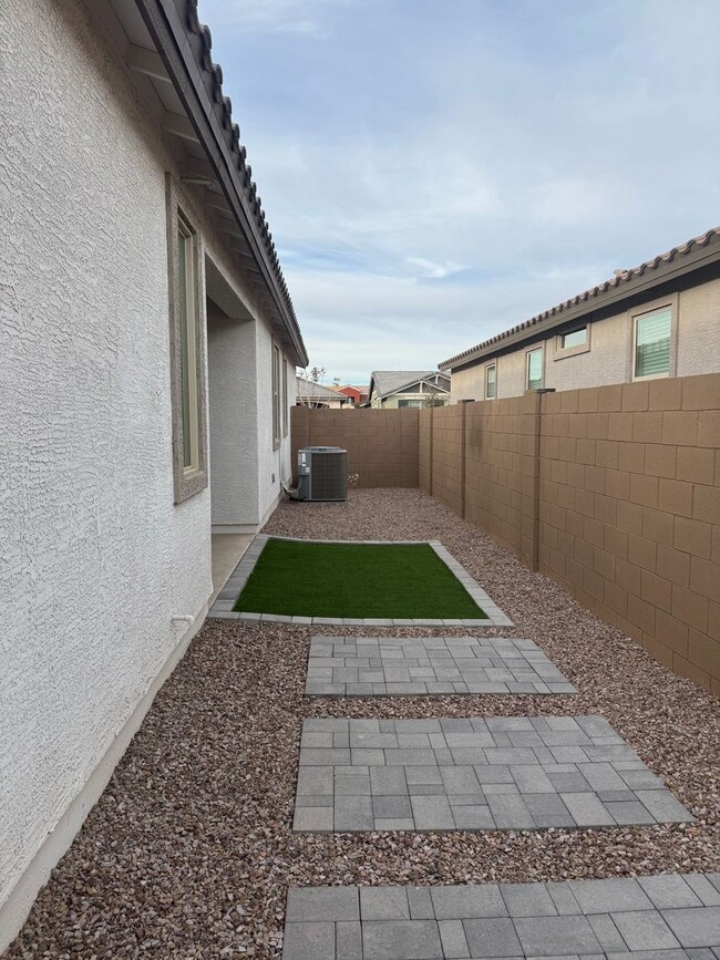 Building Photo - BRAND NEW HOME WARNER MEADOW GILBERT