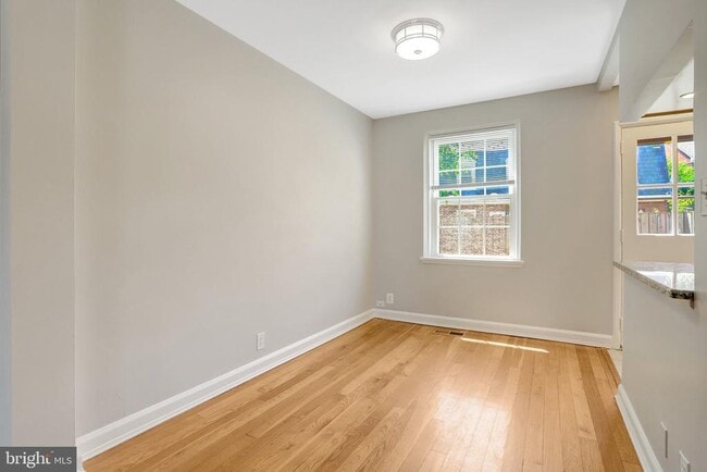 Building Photo - 3267 S Stafford St