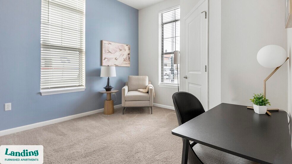 Building Photo - 4050 W Pine Blvd