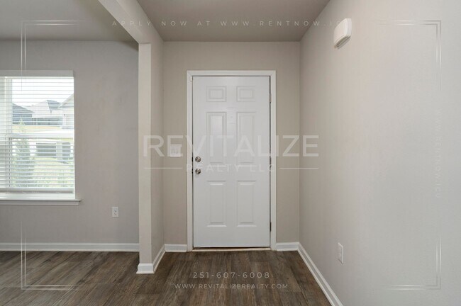 Building Photo - Dream 2-Story 5 BD 3 BA House in Spanish Fort!