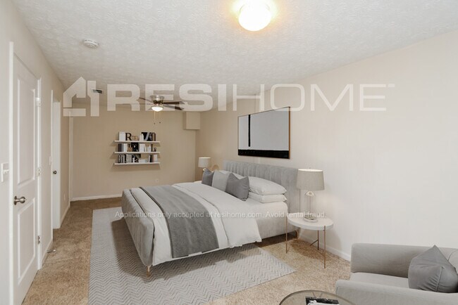 Building Photo - 4276 Falcon Crest Dr