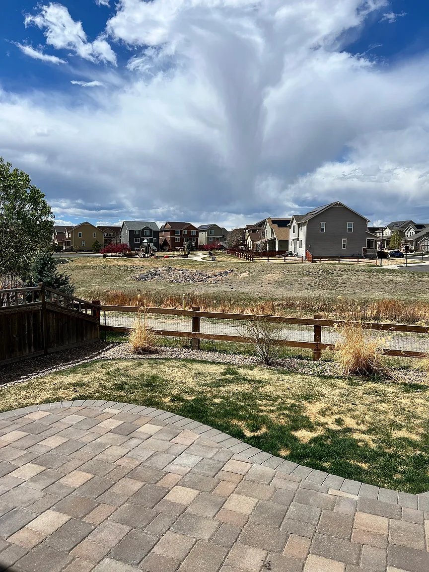 Building Photo - 15441 Coopers Hawk Way