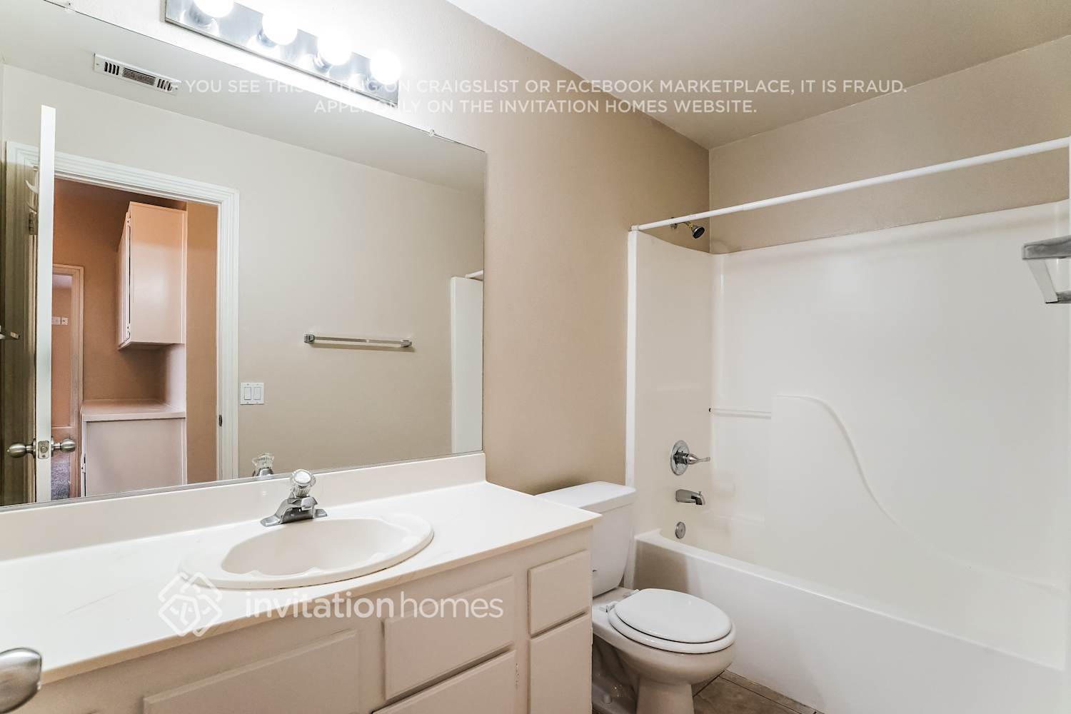 Building Photo - 2547 Gemstone Ave