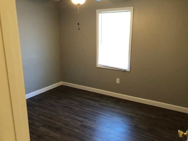 Primary Photo - 205 Walden Ave