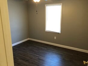 Building Photo - 205 Walden Ave