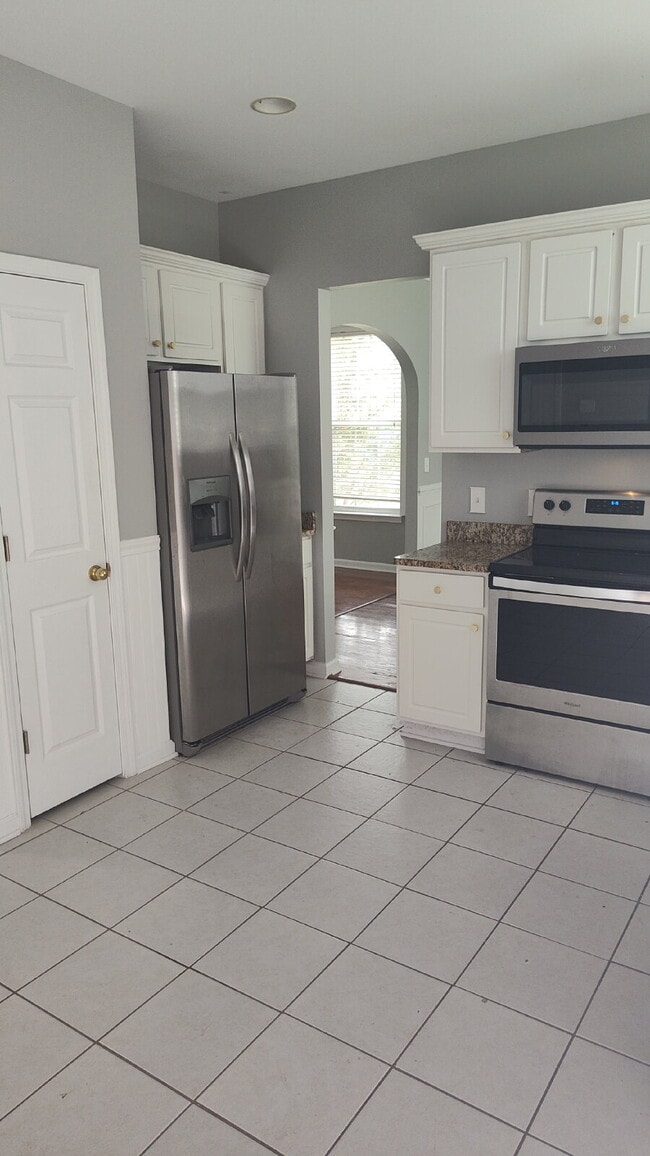 Building Photo - Two Story Home in a Gated Neighborhood