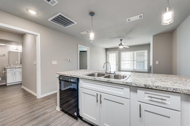 Building Photo - 6108 Abrams Rd