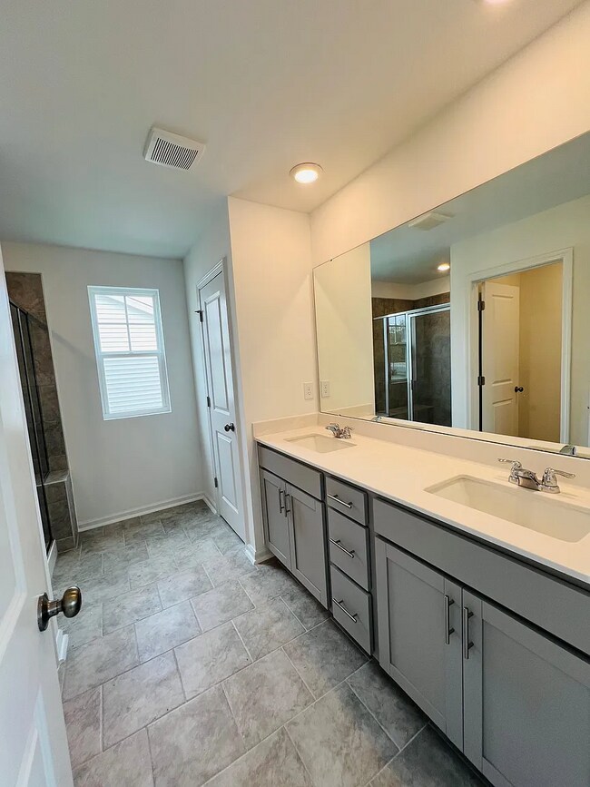 Building Photo - 187 N Finley Lndg Pkwy