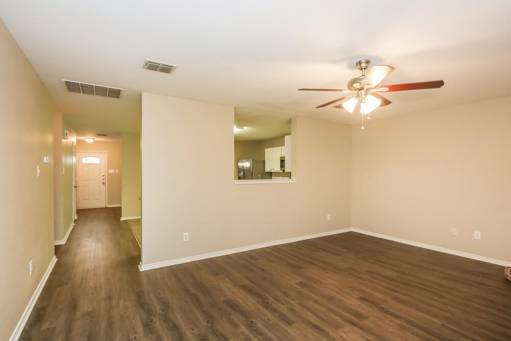 Building Photo - 3032 Picket Fence Dr