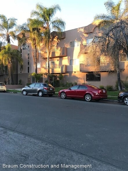 Building Photo - 11459 Collins St