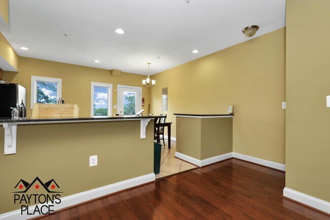 Building Photo - 1332 Talbert Ct SE