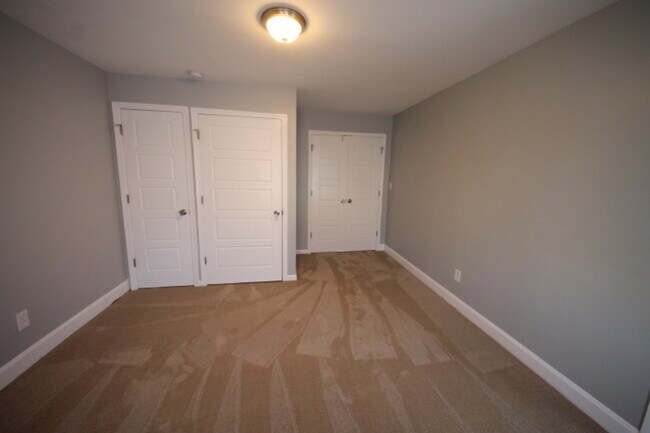 Building Photo - SIMMS