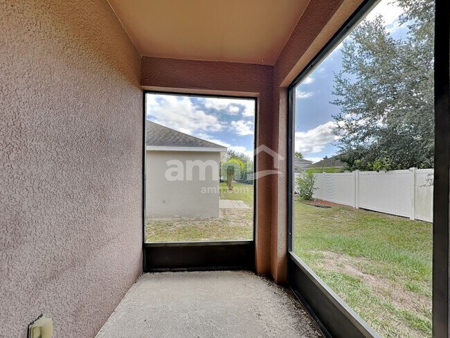 Building Photo - 1942 Beardsley Dr