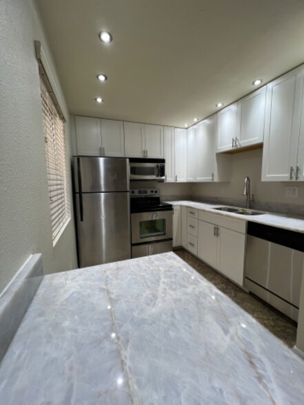Building Photo - 4354 N 82nd St