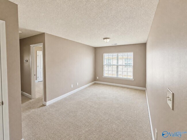 Building Photo - 229 Shadow Ct SW