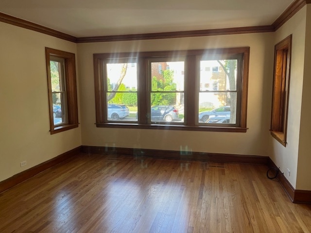 Building Photo - 5730 N McVicker Ave