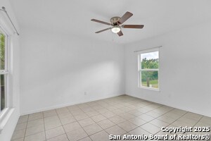 Building Photo - 2720 Golf Dr