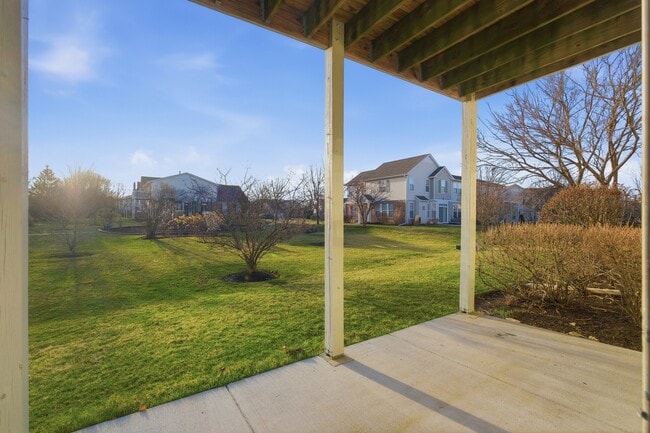 Building Photo - 1586 Millbrook Dr