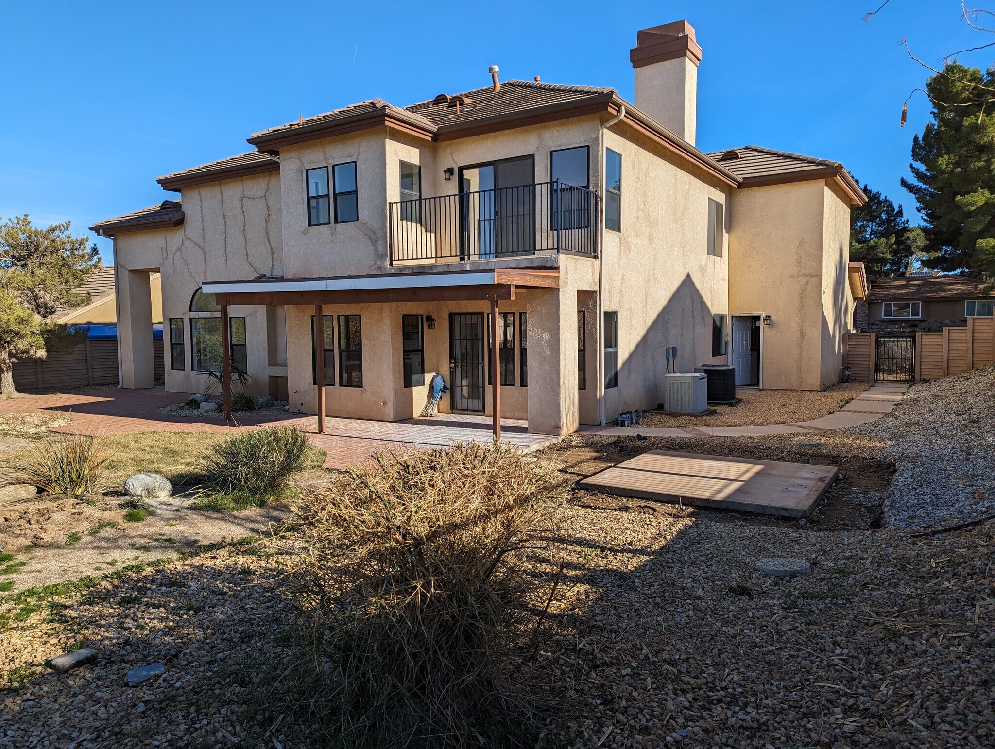 Building Photo - 42057 Parkmont Dr