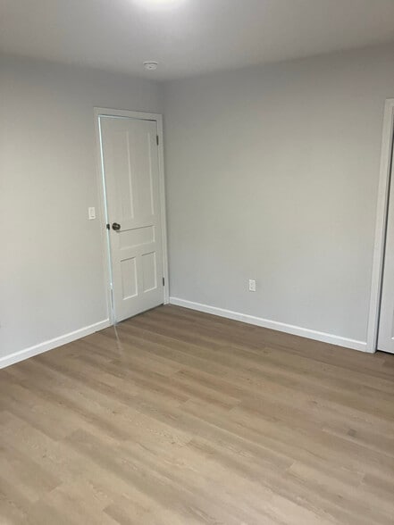 Building Photo - 25 Beech St