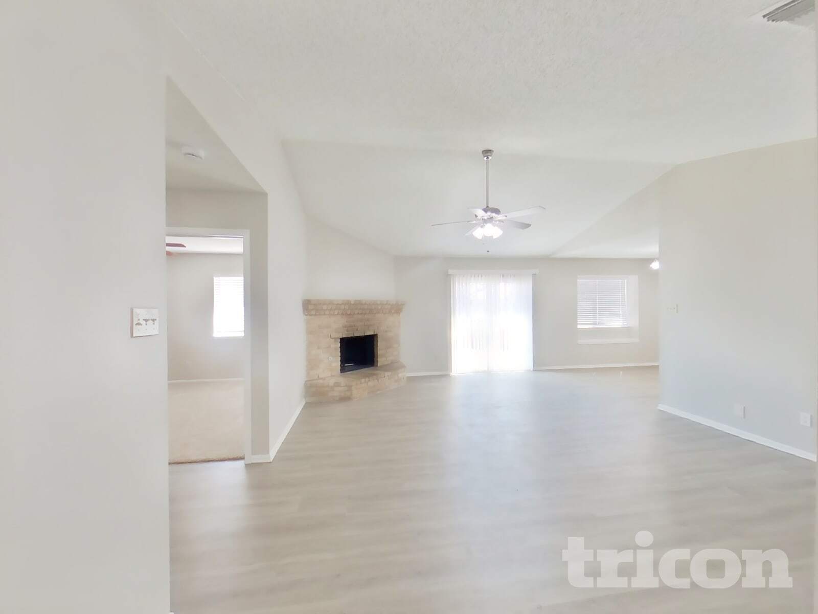 Building Photo - 13923 Flairwood St