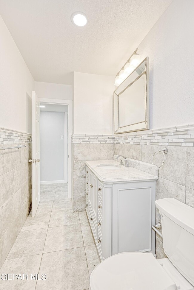 Building Photo - 6200 Palo Alto Ave