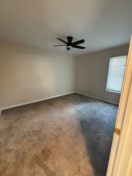 Building Photo - 3733 Chippewa St