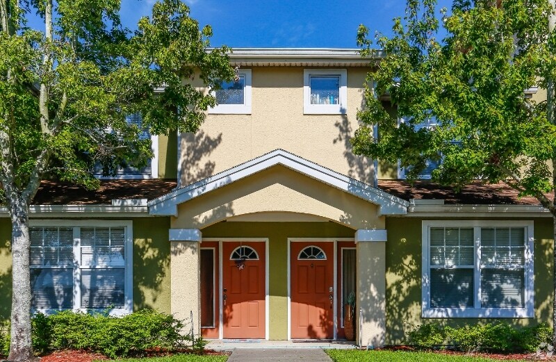 Building Photo - 5848 Lake Pointe Village Cir