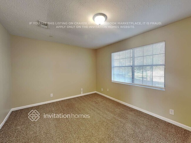 Building Photo - 812 Brighton Dr NW