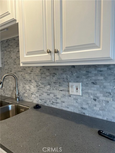 Building Photo - 4533 Colbath Ave