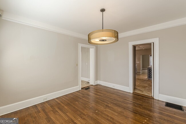 Building Photo - 1957 Walker Ave