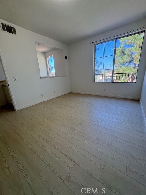 Building Photo - 1505 Elk Grove