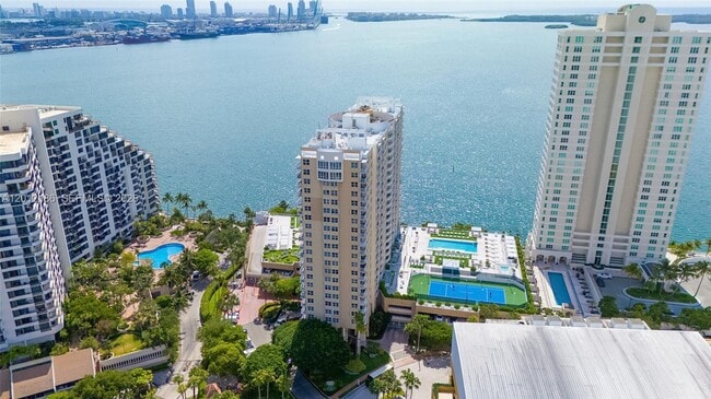 Building Photo - 770 Claughton Island Dr
