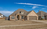 Building Photo - 604 Labarre Ln