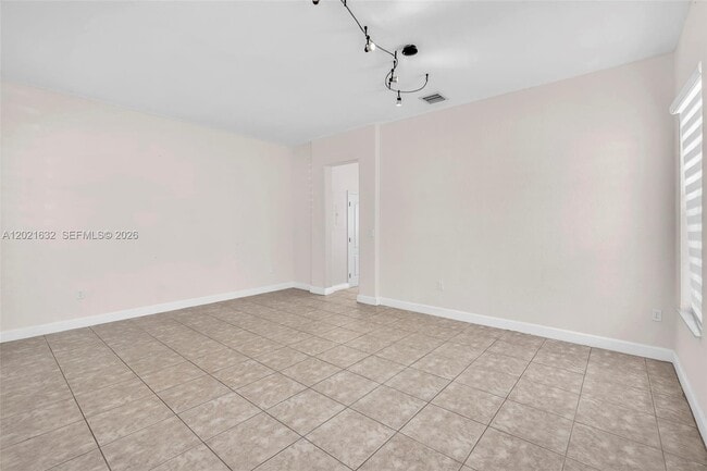 Building Photo - 14634 SW 5th St