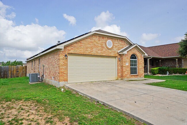 Building Photo - 6527 Candleview Ct