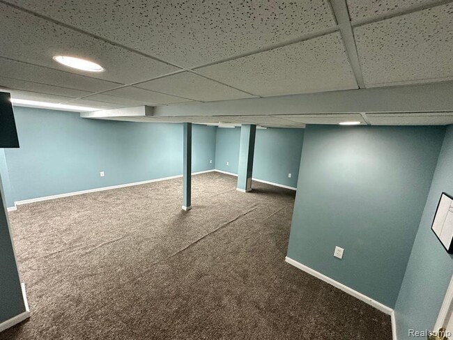 Building Photo - 20828 W Glen Haven Cir