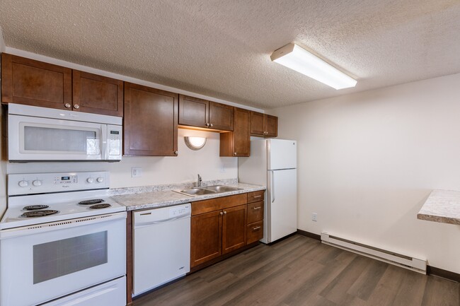 Fargo, ND Berkshire Apartments | Kitchen - Berkshire