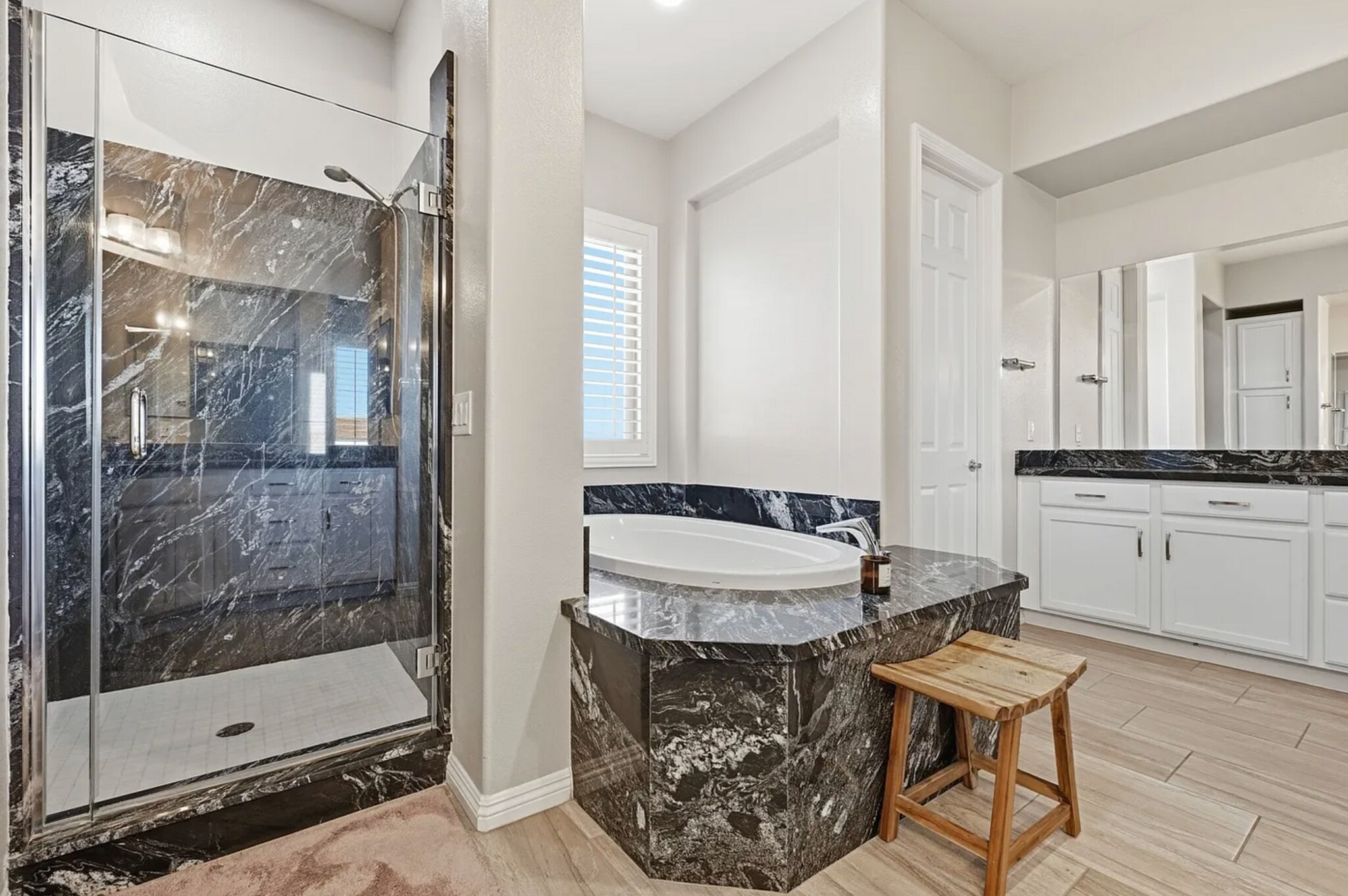 Building Photo - 3922 Jacob Lake Cir