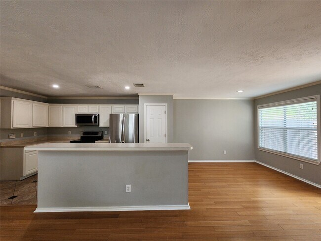 Building Photo - 119 Anise Tree Pl