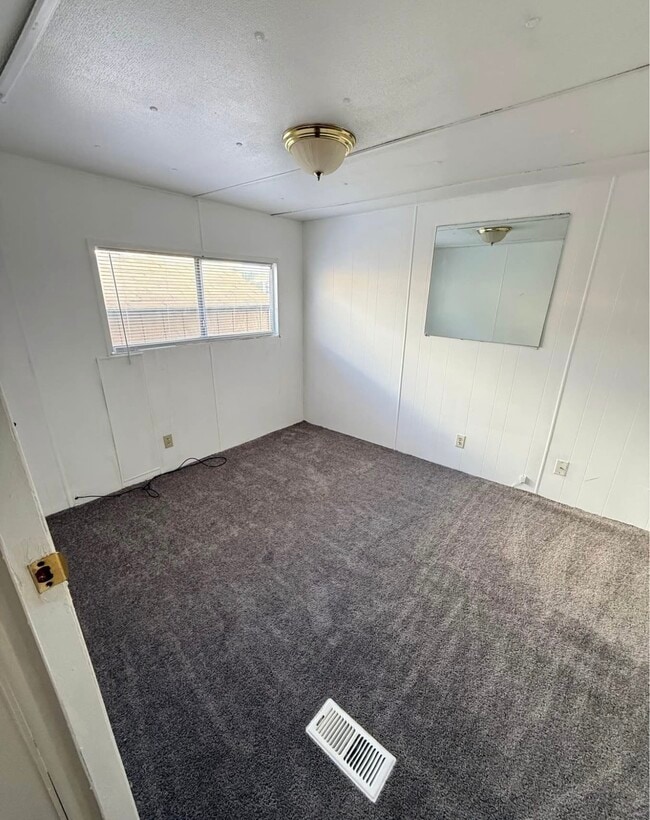 Building Photo - 1633 Calvo Dr