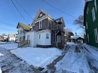 Building Photo - 340 N Main St