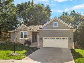 Building Photo - For Lease – Beautiful 3 Bedroom Home