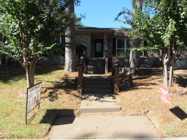 Primary Photo - 603 Hillcrest Dr